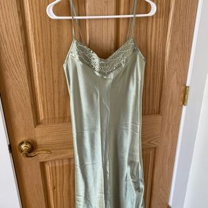 GREEN SLIP DRESS💚